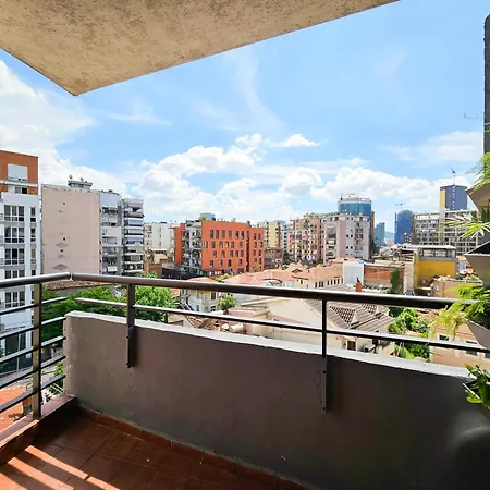 Lägenhet Modern Flat In Center Tirana